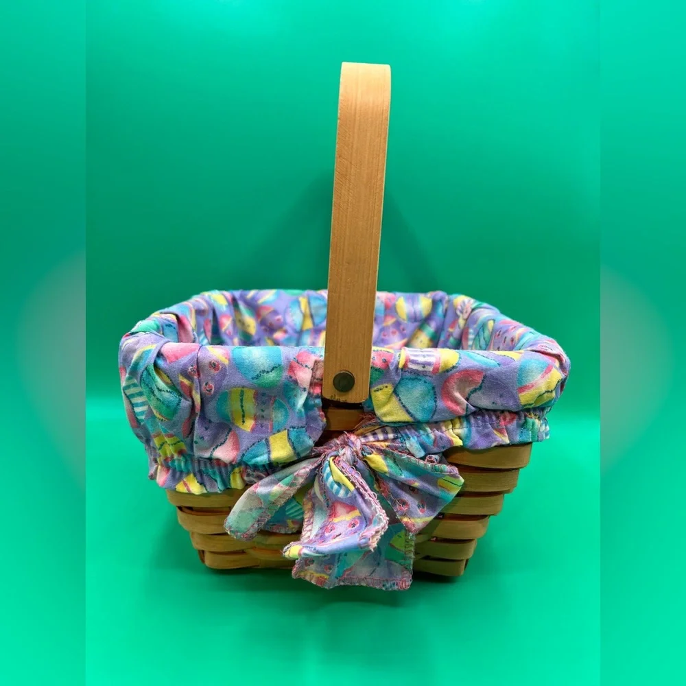 Fabric Lined Wicker Rattan Easter Basket